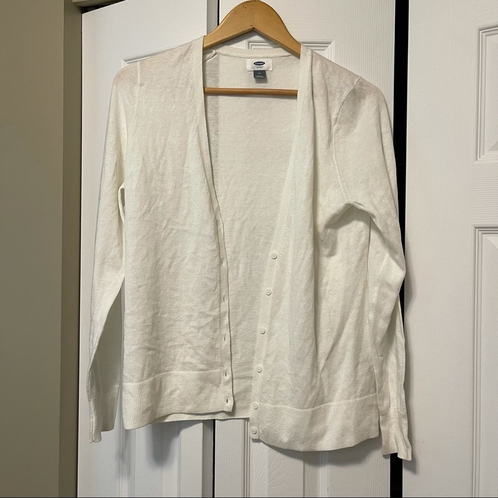 BNWOT Old Navy Button Cardigan
